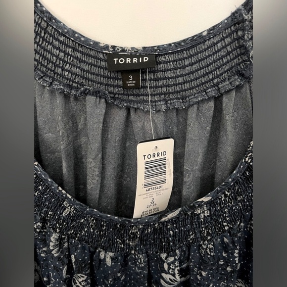 Torrid Chambray Pockets Puff Sleeve Smocked Floral Blue Mini Skater Dress 3X - Picture 6 of 11